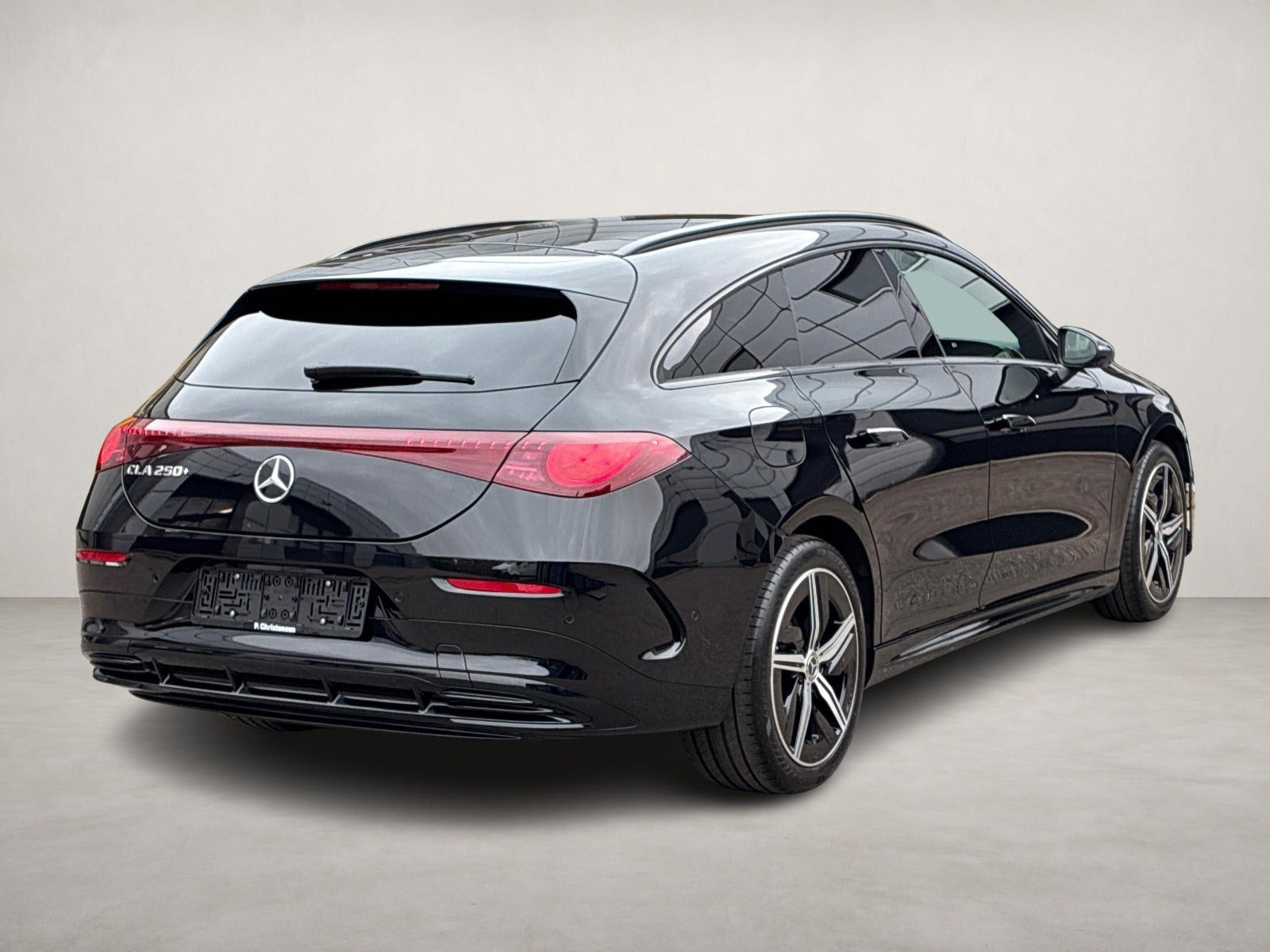Sort Mercedes CLA250+ fra 2026