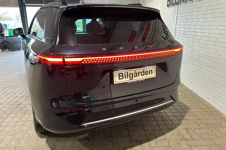Sort Xpeng G9 fra 2026