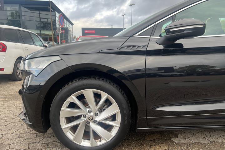Sort Skoda Enyaq fra 2023
