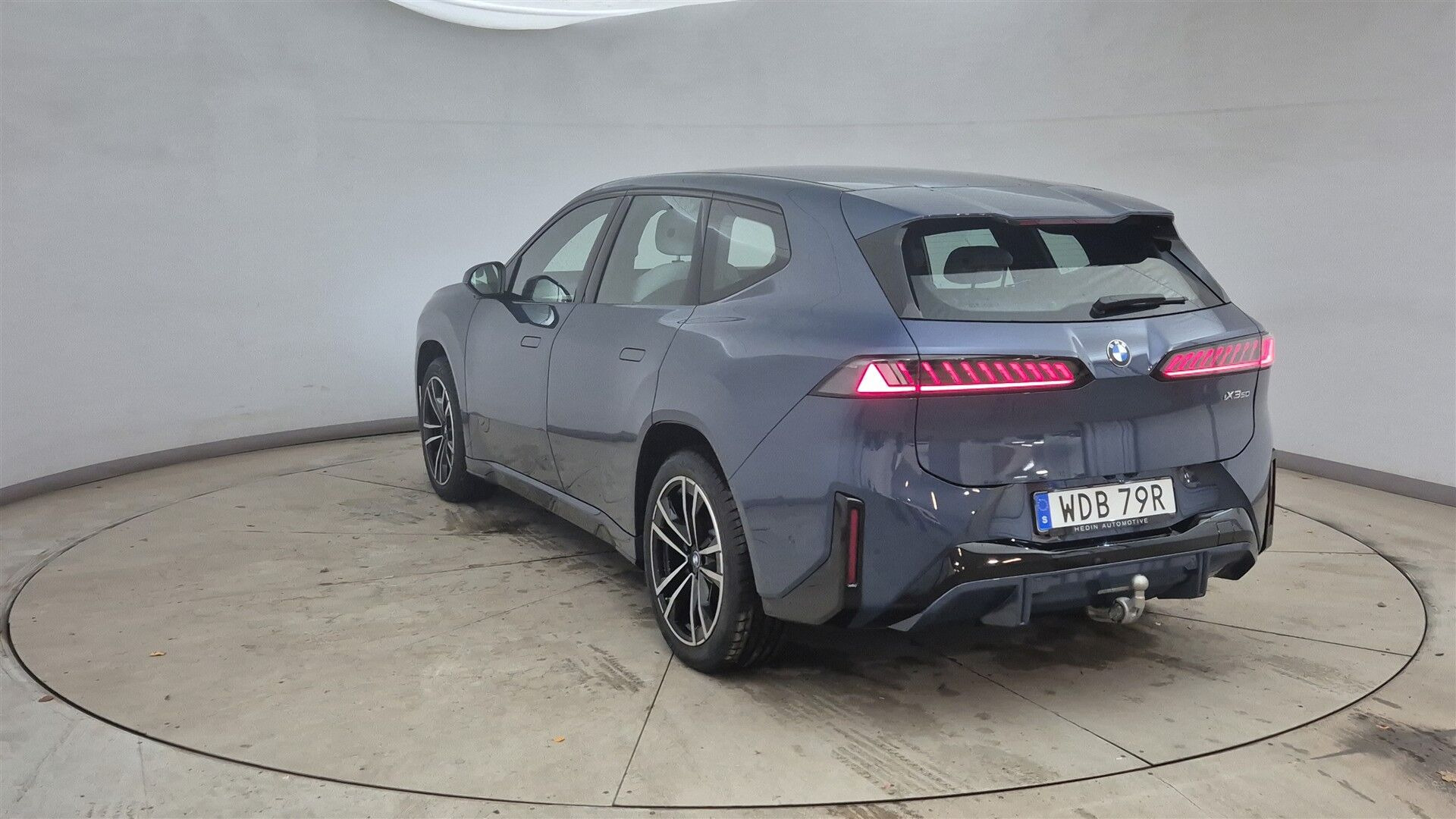 Blå BMW iX3 fra 2026