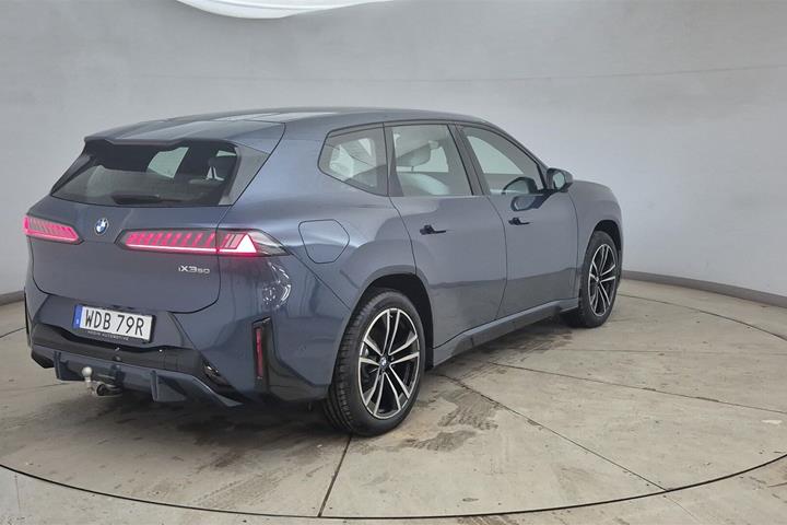 Blå BMW iX3 fra 2026