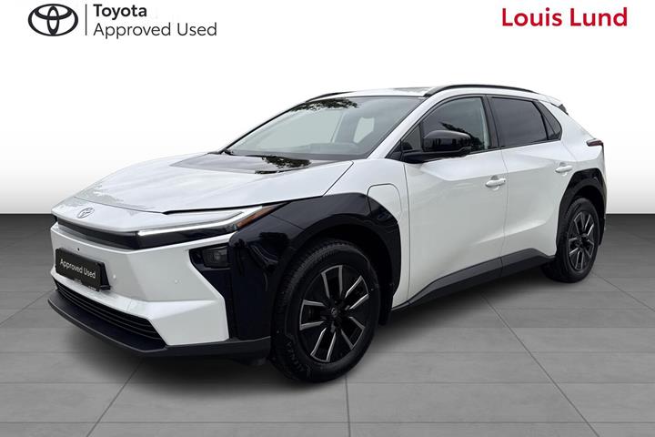 Hvid Toyota BZ4X fra 2026