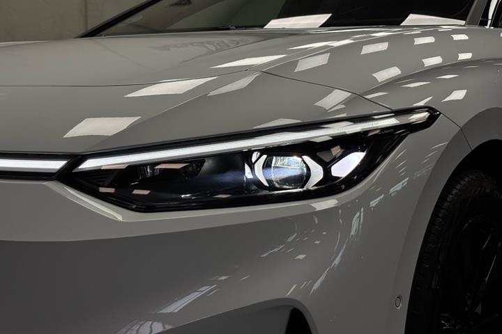 Hvid VW ID.7 fra 2026