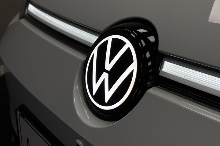 Hvid VW ID.7 fra 2026