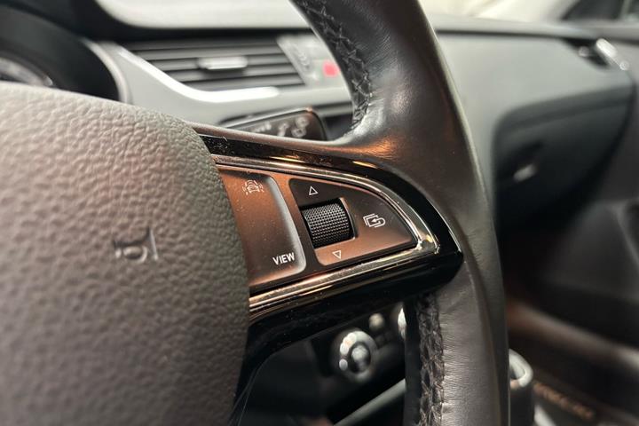 Sort Skoda Octavia fra 2019