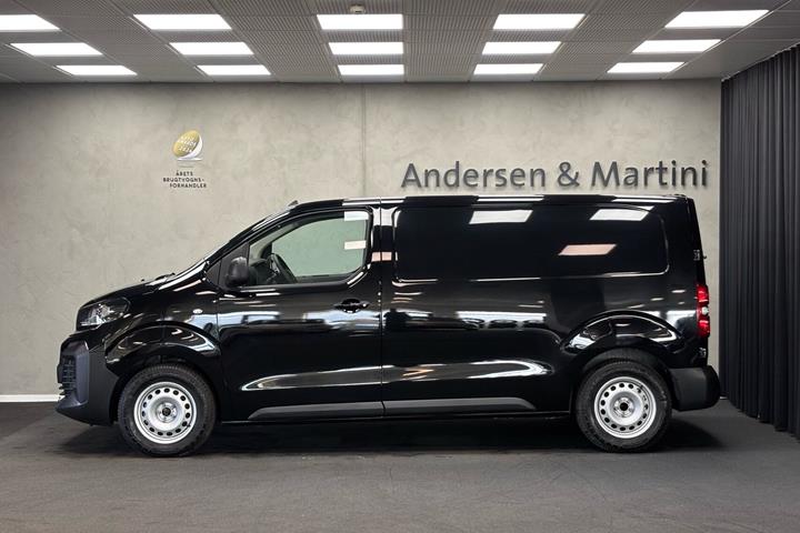 Sort Opel Vivaro-e fra 2025