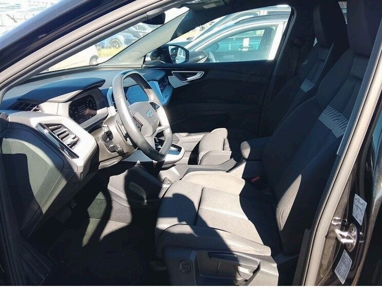 Sort Audi Q4 fra 2024