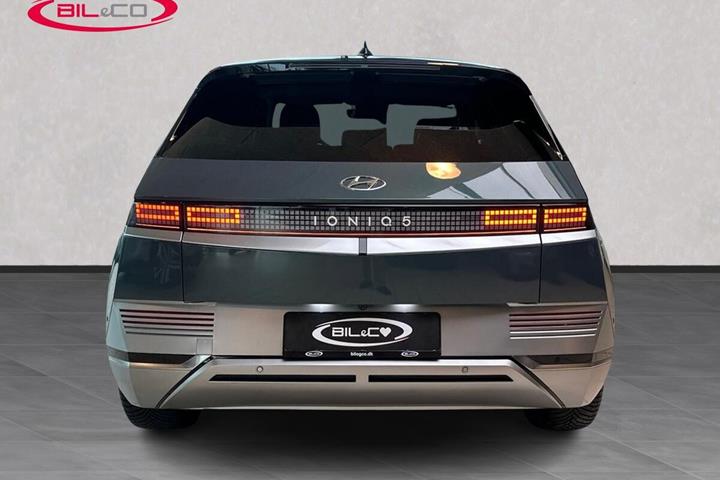 Grøn Hyundai Ioniq 5 fra 2024