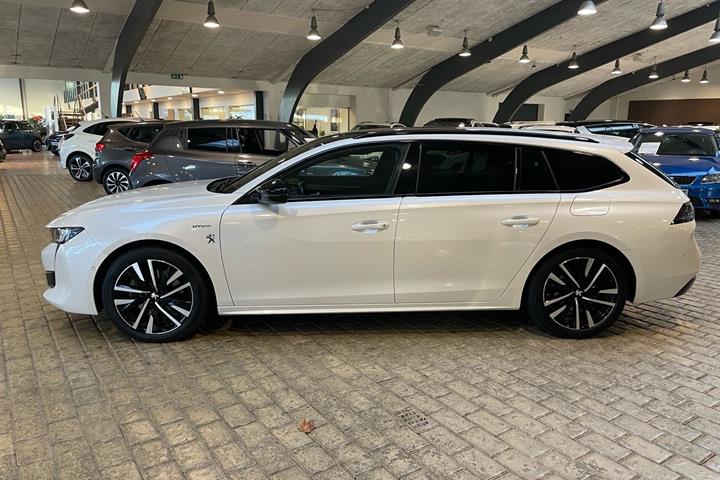 Hvid Peugeot 508 fra 2020