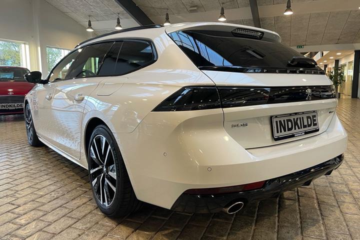 Hvid Peugeot 508 fra 2020