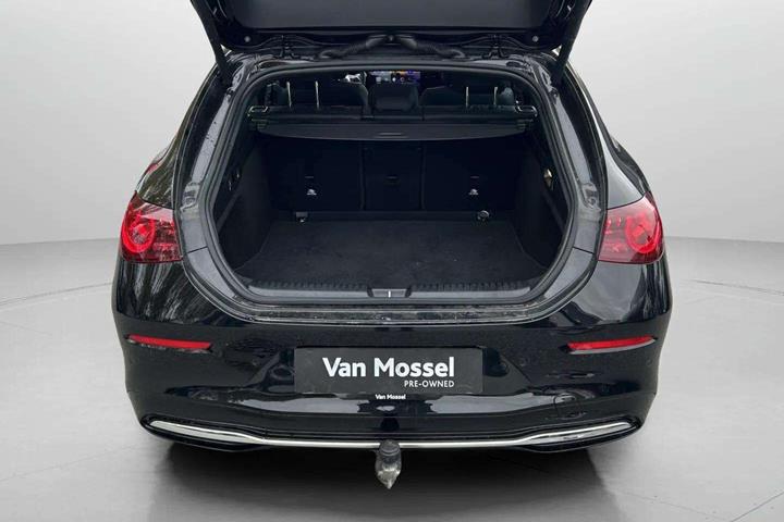 Sort Mercedes CLA250+ fra 2026