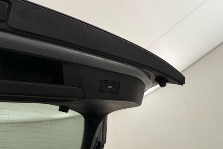 Grå VW ID.5 fra 2023