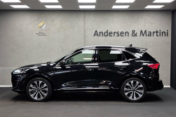 Sort Ford Kuga fra 2021