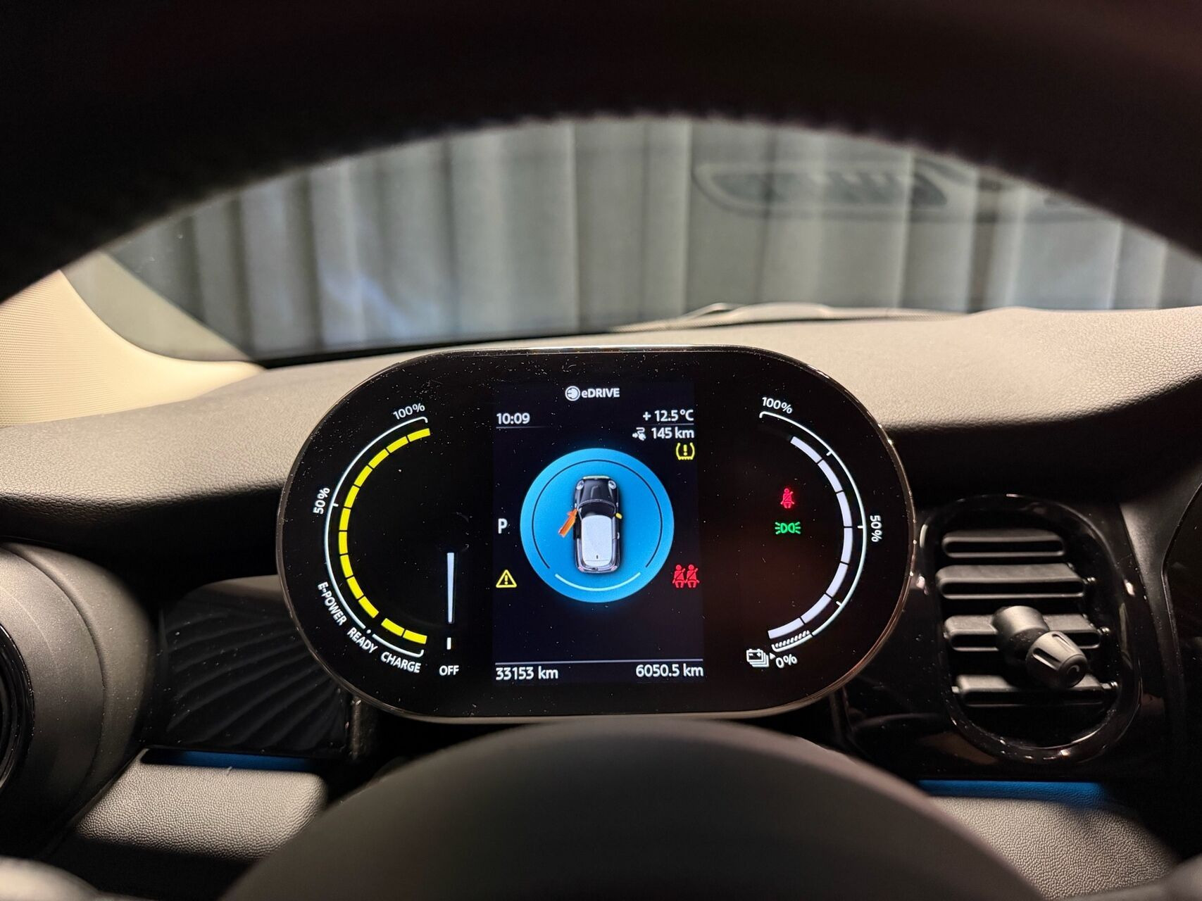 Grøn Mini Cooper fra 2023