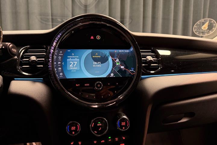 Grøn Mini Cooper fra 2023