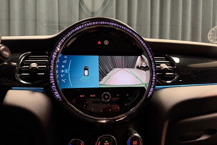 Grøn Mini Cooper fra 2023