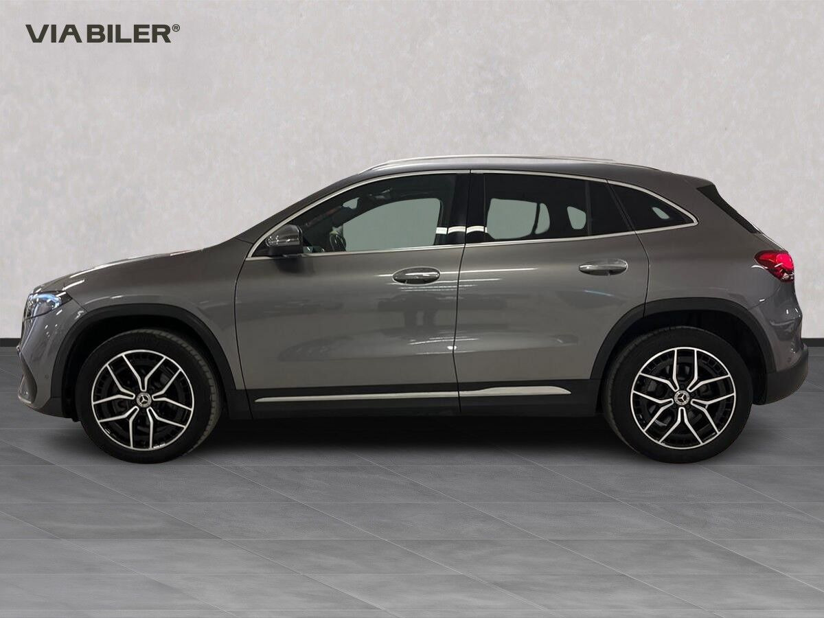 Grå Mercedes EQA250+ fra 2023