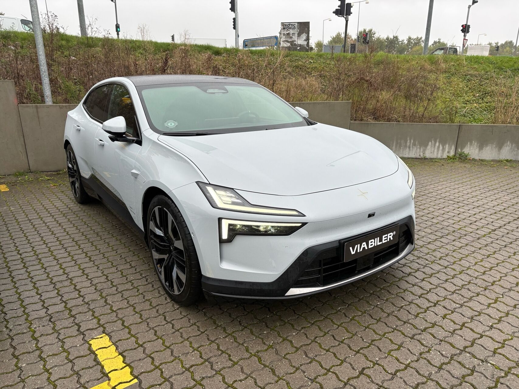 undefined Polestar 4 fra 2026
