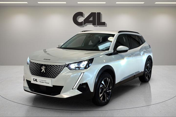 Hvid Peugeot e-2008 fra 2021