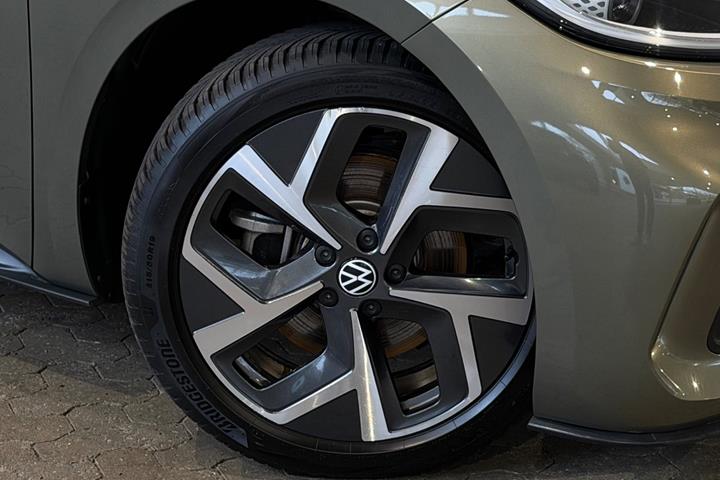 Grøn VW ID.3 fra 2024