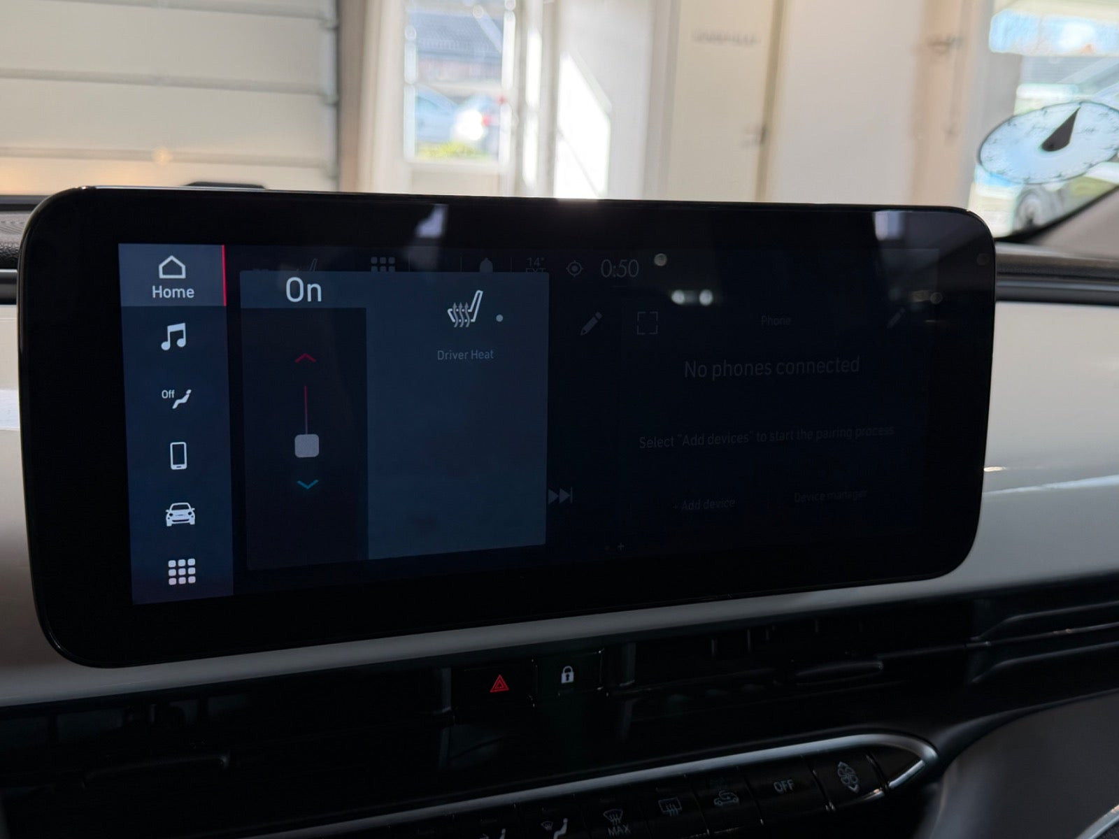Hvid Fiat 500e fra 2024