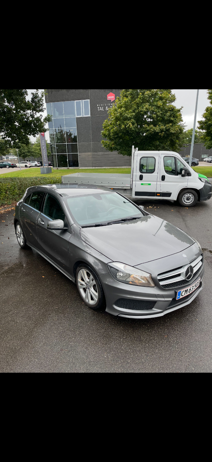 Grå Mercedes A200 fra 2013