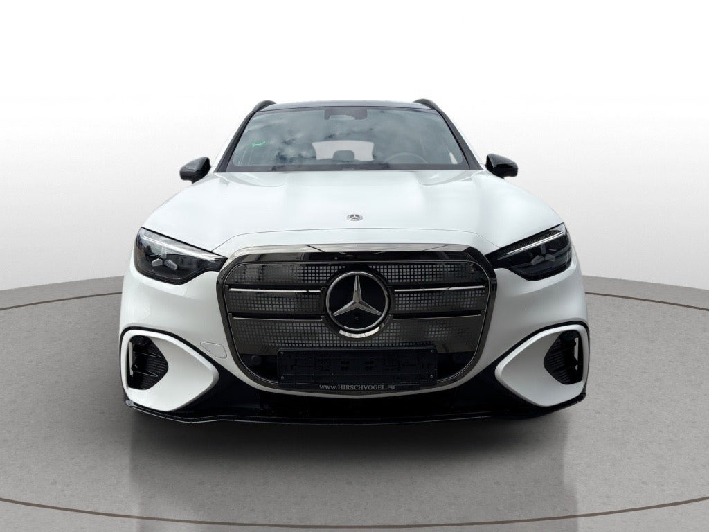 Hvid Mercedes GLC400 fra 2026