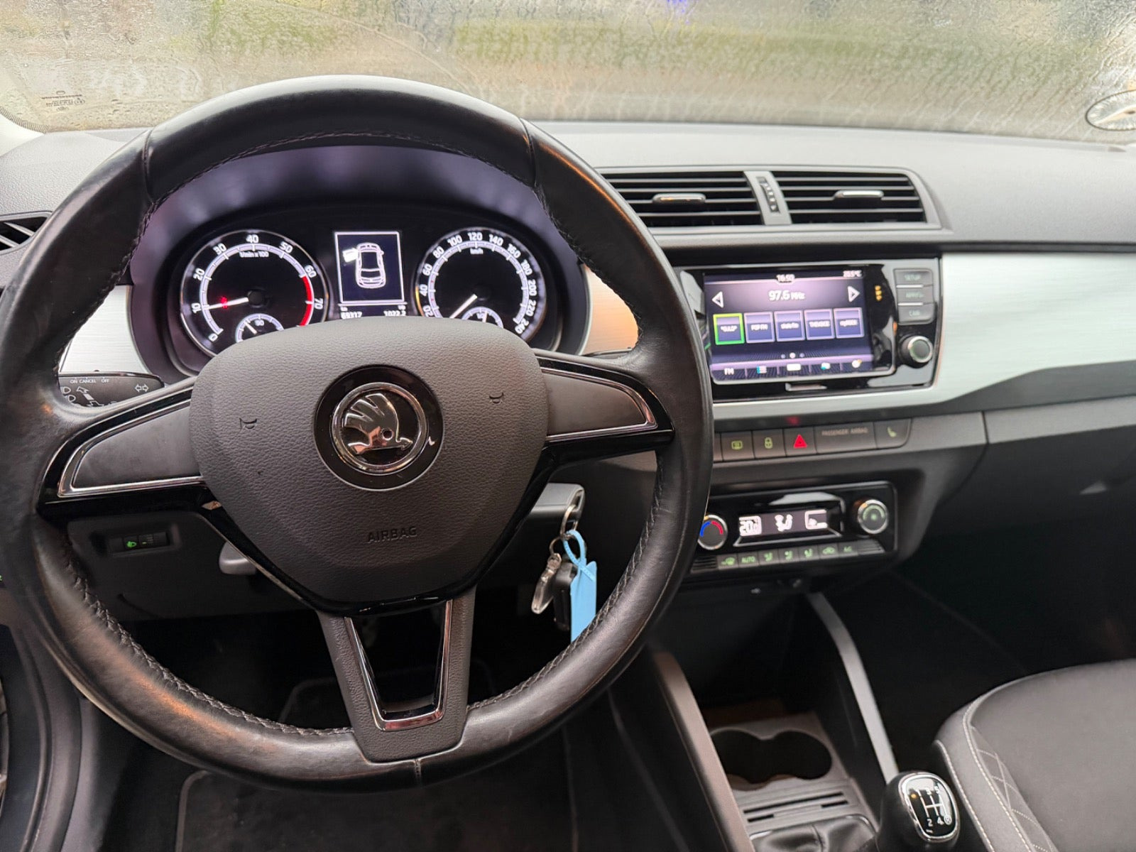 Grå Skoda Fabia fra 2020