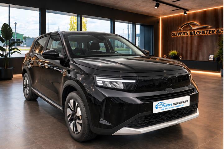 Sort Opel Frontera fra 2025