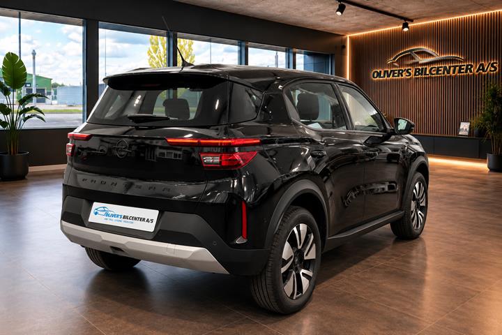 Sort Opel Frontera fra 2025