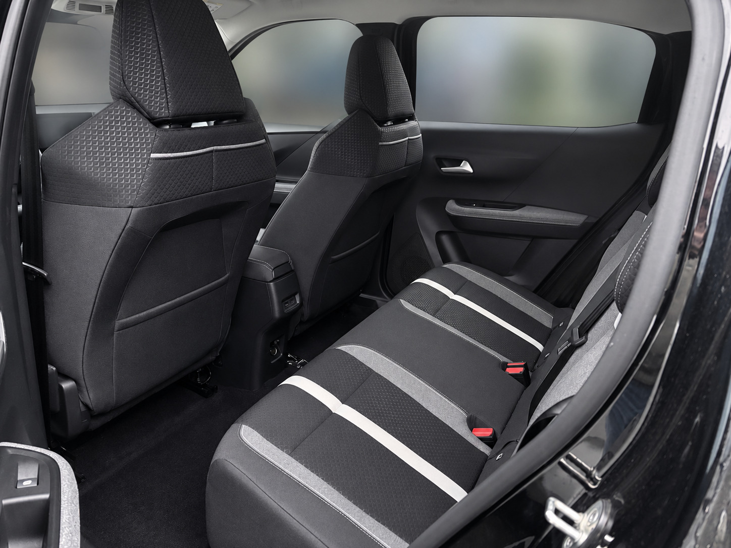 Sort Opel Frontera fra 2025