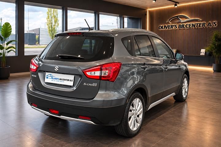 undefined Suzuki S-Cross fra 2016