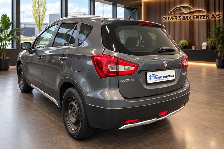 undefined Suzuki S-Cross fra 2016