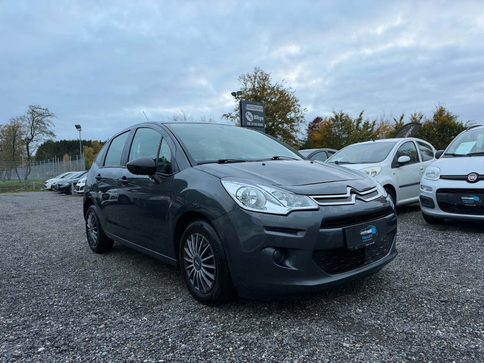Grå Citroën C3 fra 2014
