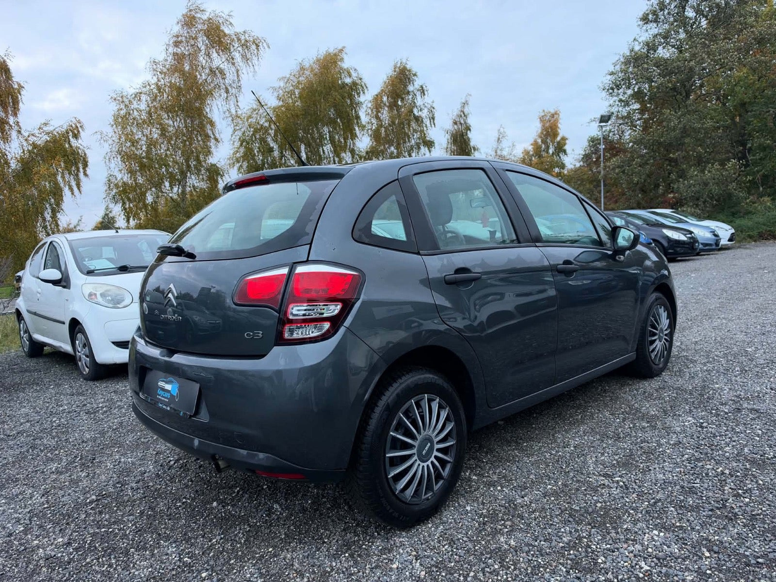 Grå Citroën C3 fra 2014