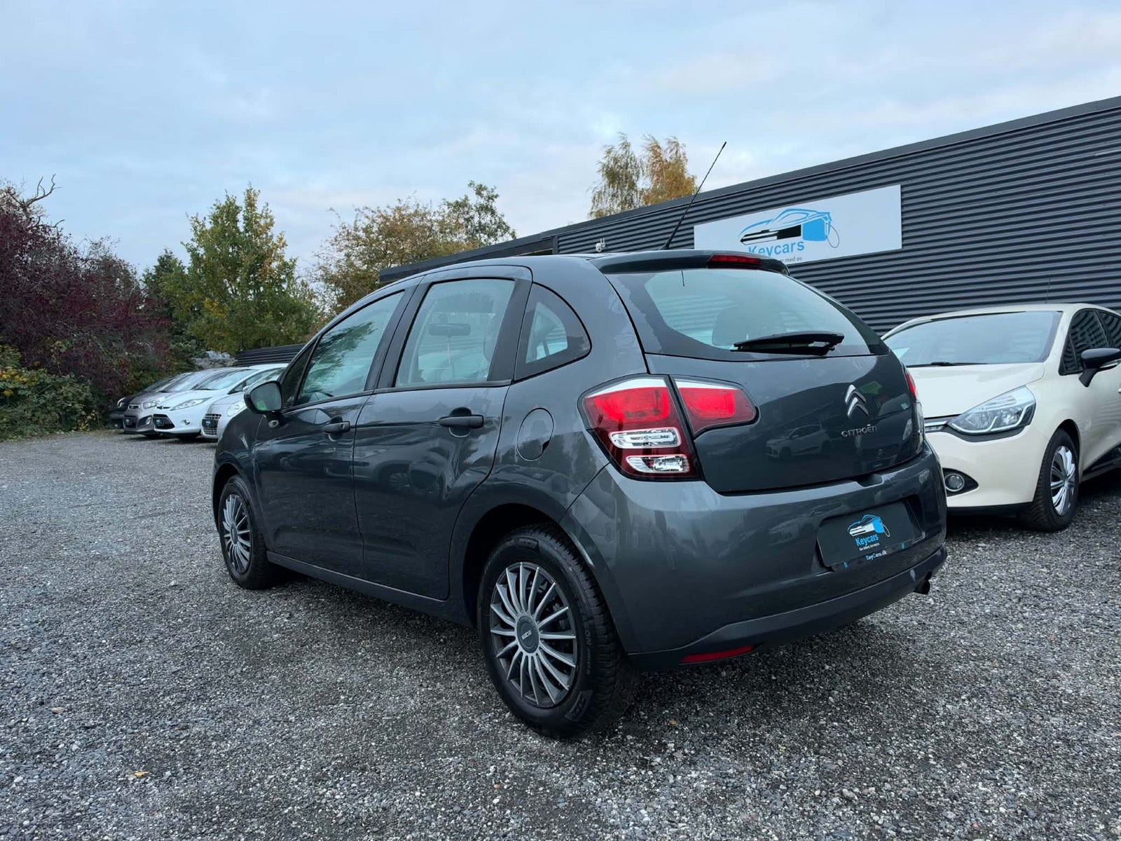 Grå Citroën C3 fra 2014