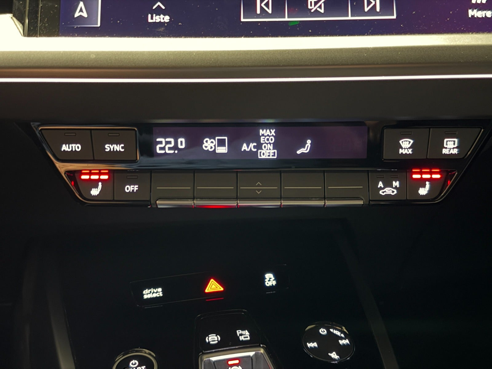 Grå Audi Q4 e-tron fra 2024