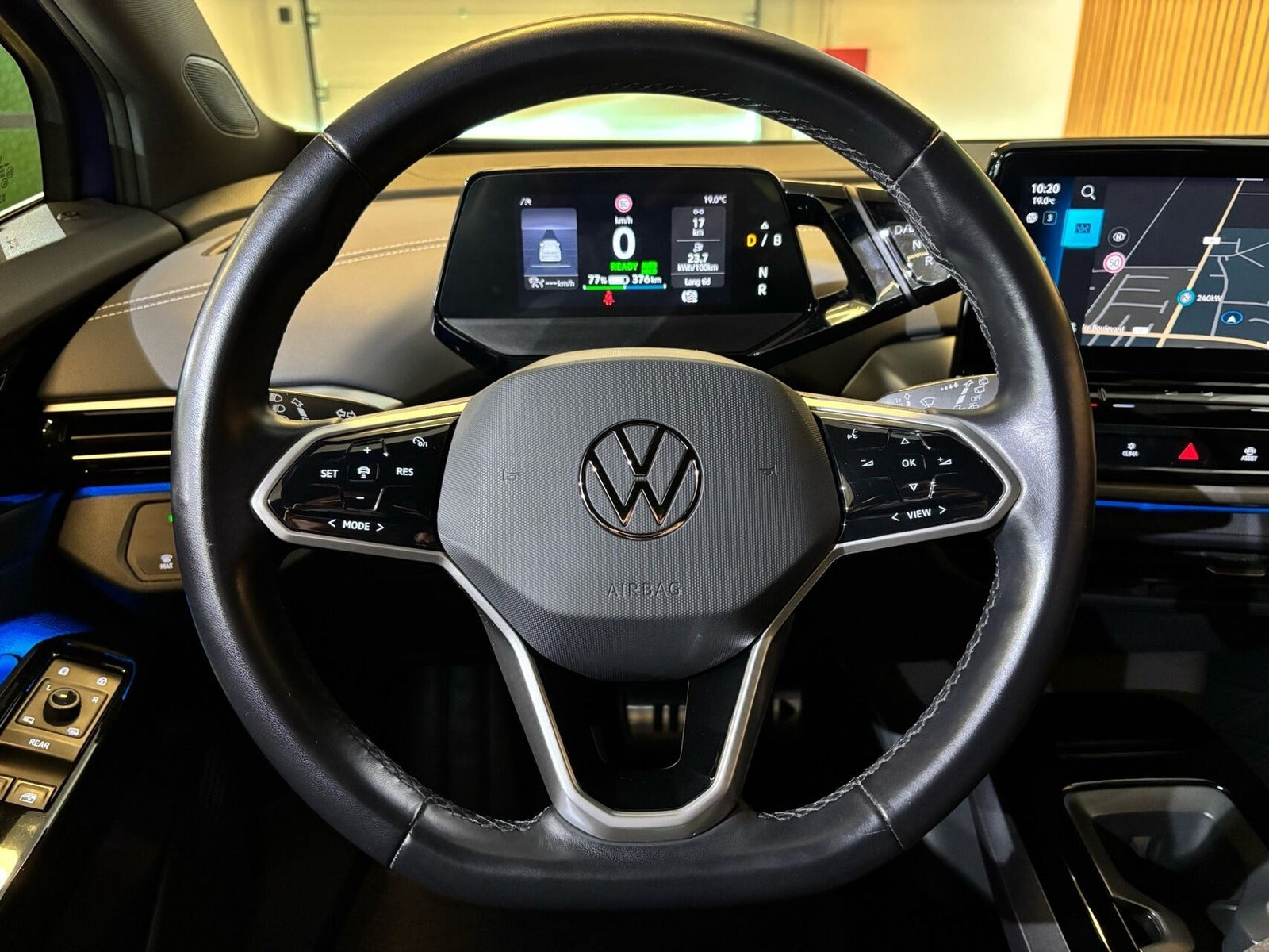 Blå VW ID.4 fra 2023