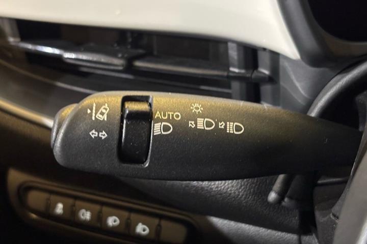 Hvid Fiat 500e fra 2023