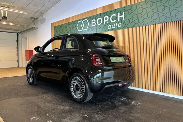 Sort Fiat 500e fra 2023