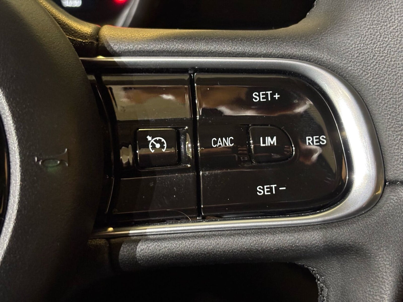 Sort Fiat 500e fra 2023