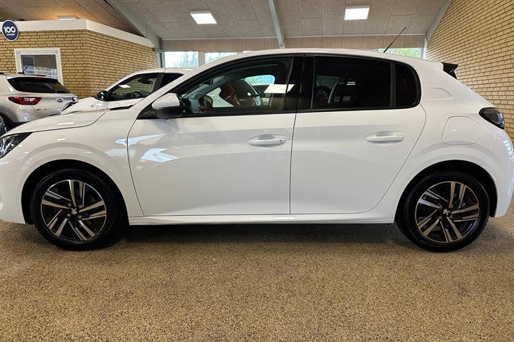 undefined Peugeot 208 fra 2020
