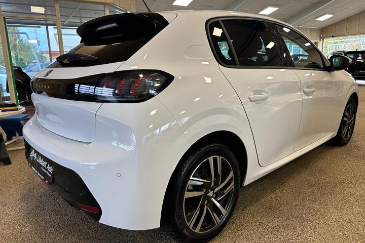 undefined Peugeot 208 fra 2020