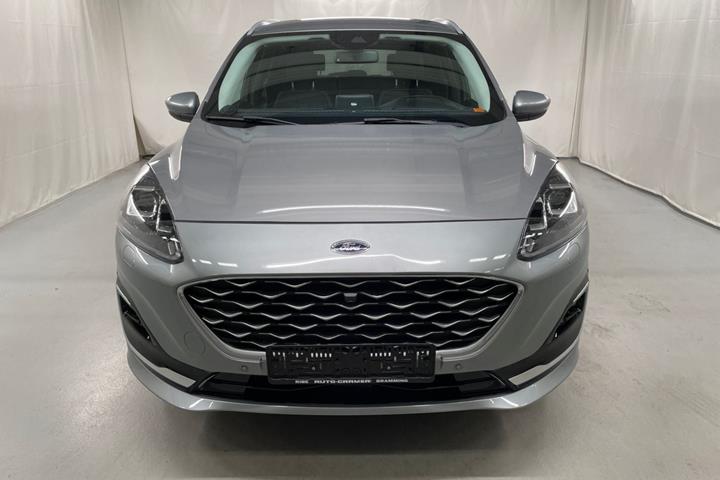 Grå Ford Kuga fra 2022