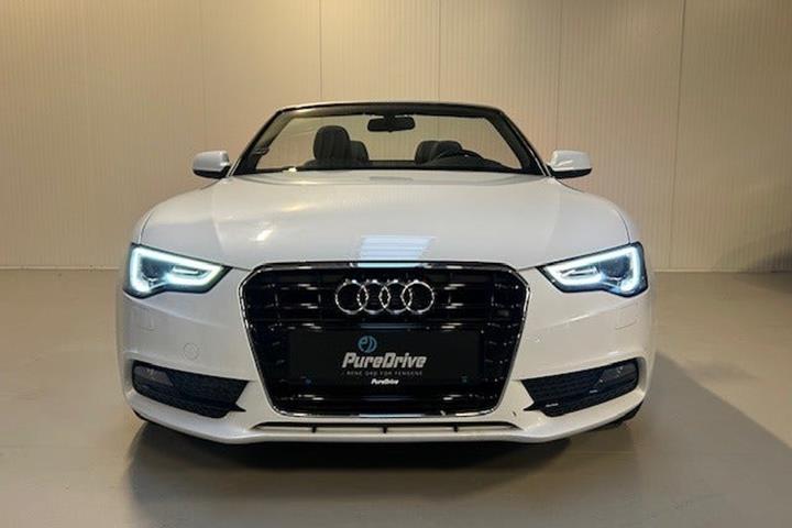 Hvid Audi A5 fra 2013