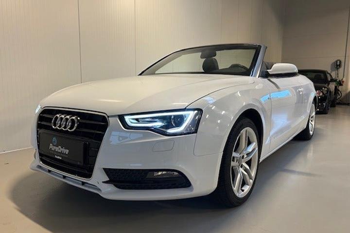 Hvid Audi A5 fra 2013