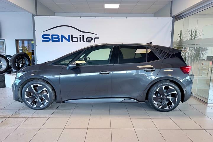 Grå Cupra Born fra 2023