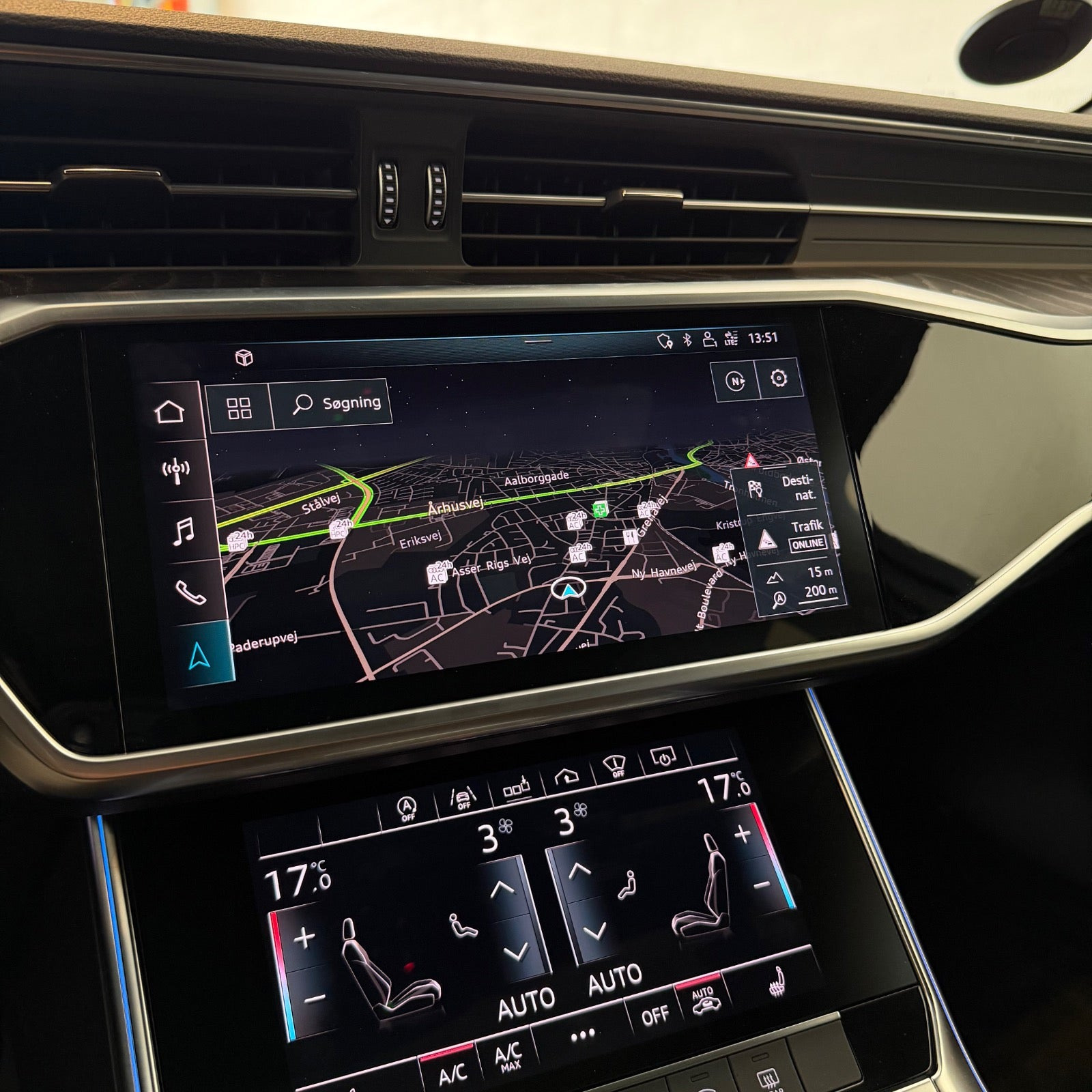 Grå Audi A6 fra 2018