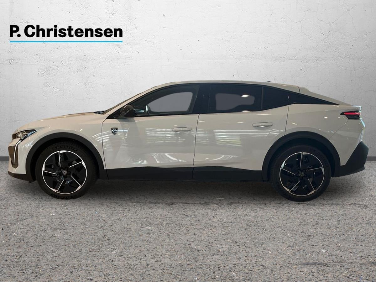 Hvid Peugeot e-408 fra 2025