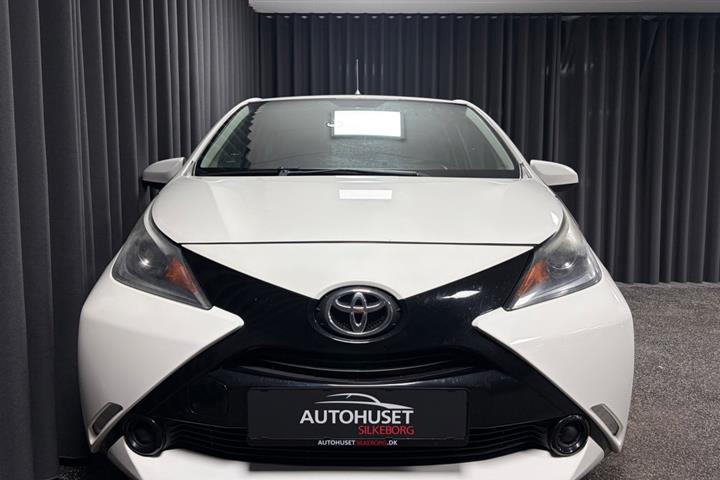 undefined Toyota Aygo fra 2015